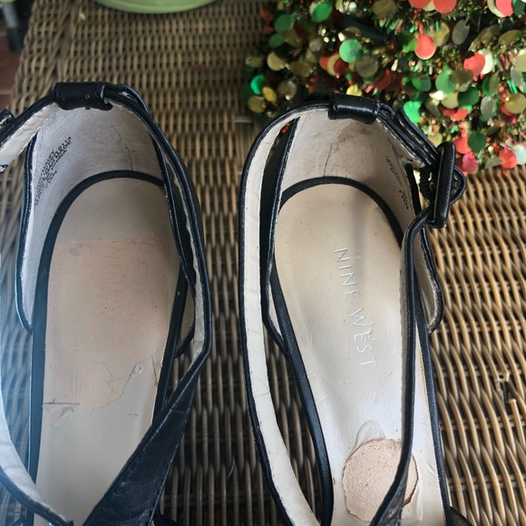 Nine West heels - Picture 2 of 5